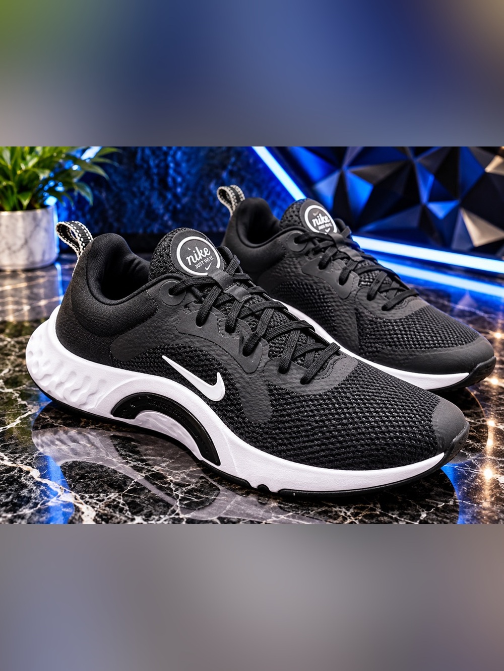 👟 Nike Renew In-Season TR 11 Black/White Women’s Size 9 Training Shoes 🖤